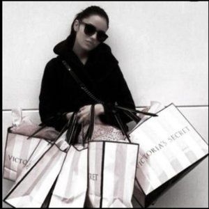 Meet your Posher, Breanna